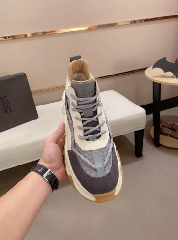 UGG Gray & Cream Lace-Up Sneakers