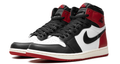 Air Jordan 1 High OG Black Toe Reimagined   (2222) DZ5485 106